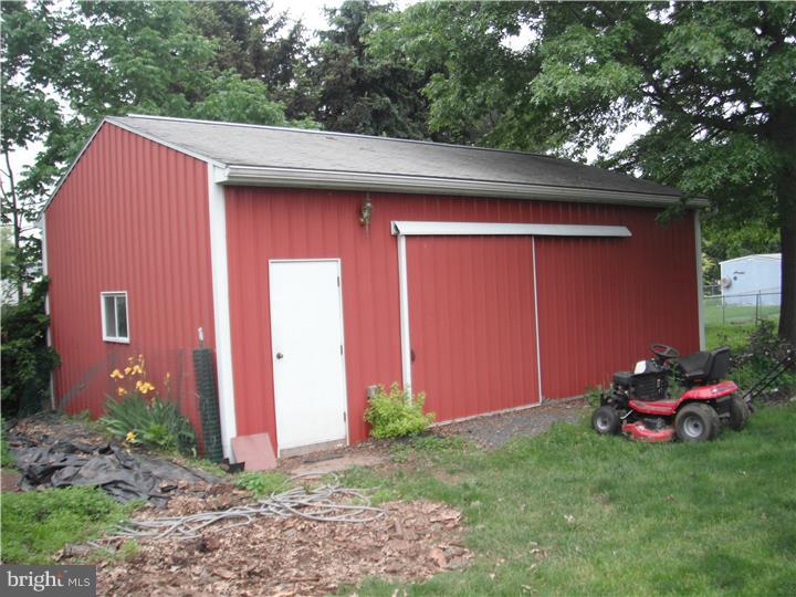 324 California Road Quakertown, PA 18951 - Photo 20 of 23 Storage Shed