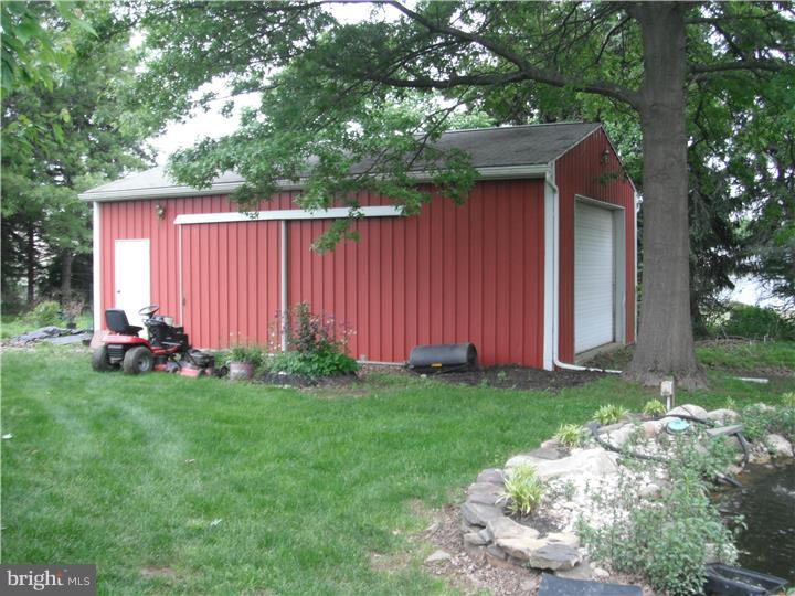 324 California Road Quakertown, PA 18951 - Photo 21 of 23 Storage Shed