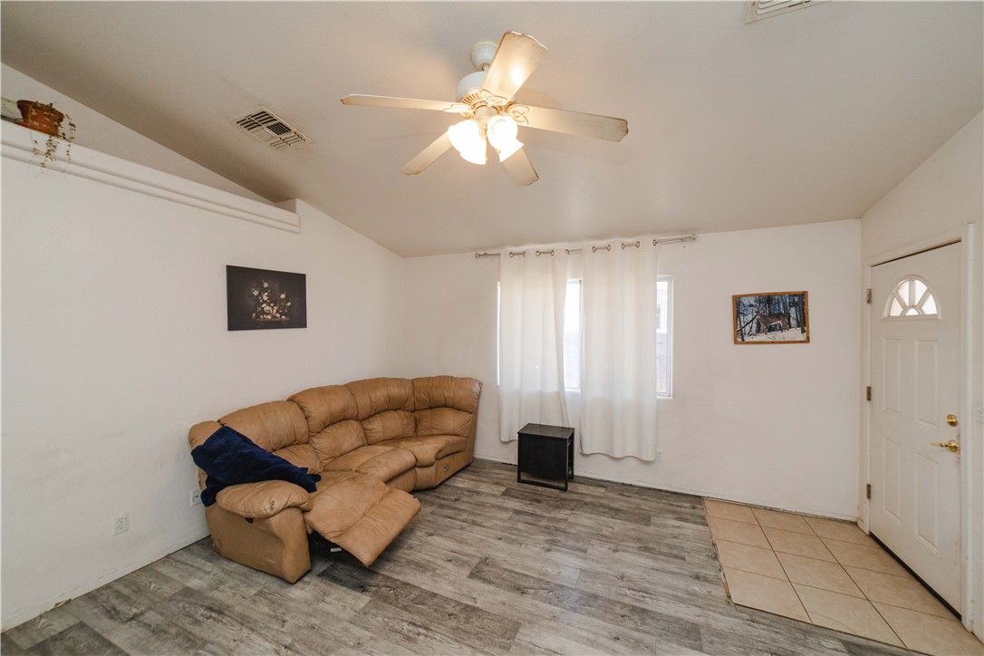 3060 North Evans Street Kingman, AZ 86401 - Photo 8 of 38