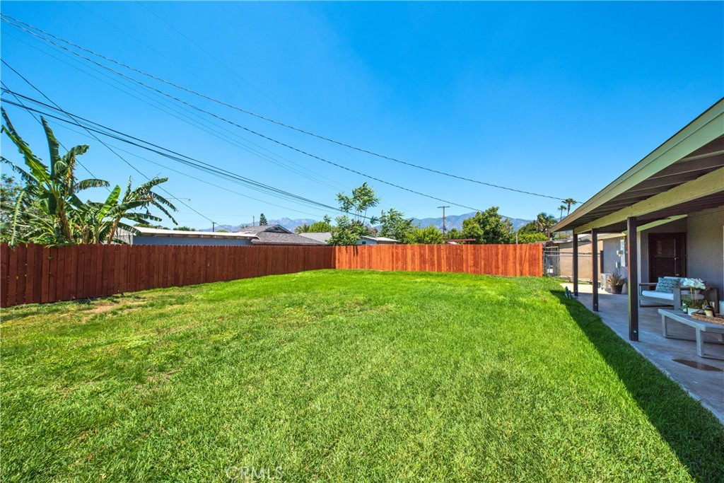 2531 Calmia Road Duarte, CA 91010 - Photo 29 of 30 a view of yard with green space