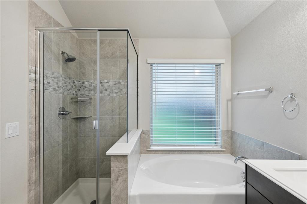 4425 Ridgehurst Lane Crowley, TX 76036 - Photo 18 of 25