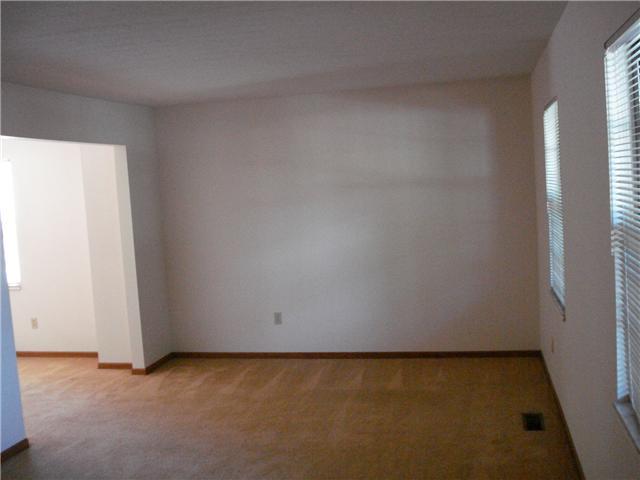 3895 Ramblehurst Road Columbus, OH 43221 - Photo 7 of 11 Gallery Image 7