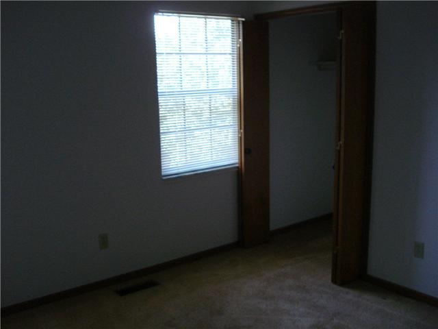 3895 Ramblehurst Road Columbus, OH 43221 - Photo 10 of 11 Gallery Image 10