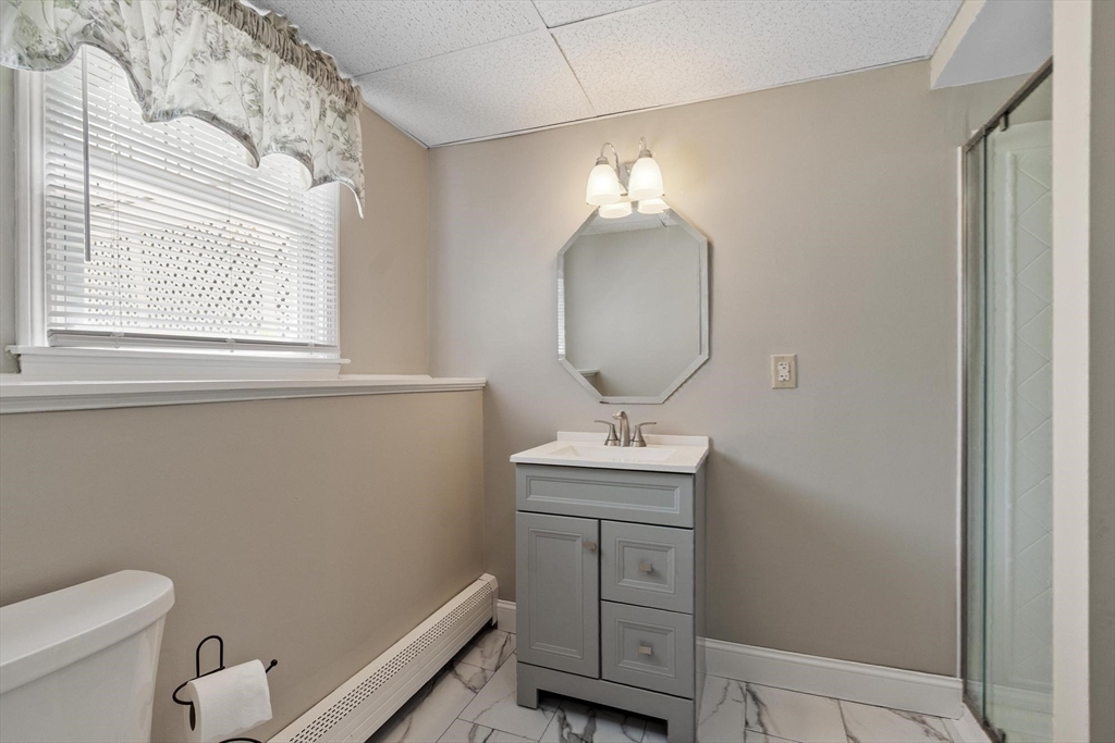 15 Dallas Road Lowell, MA 01854 - Photo 30 of 36
