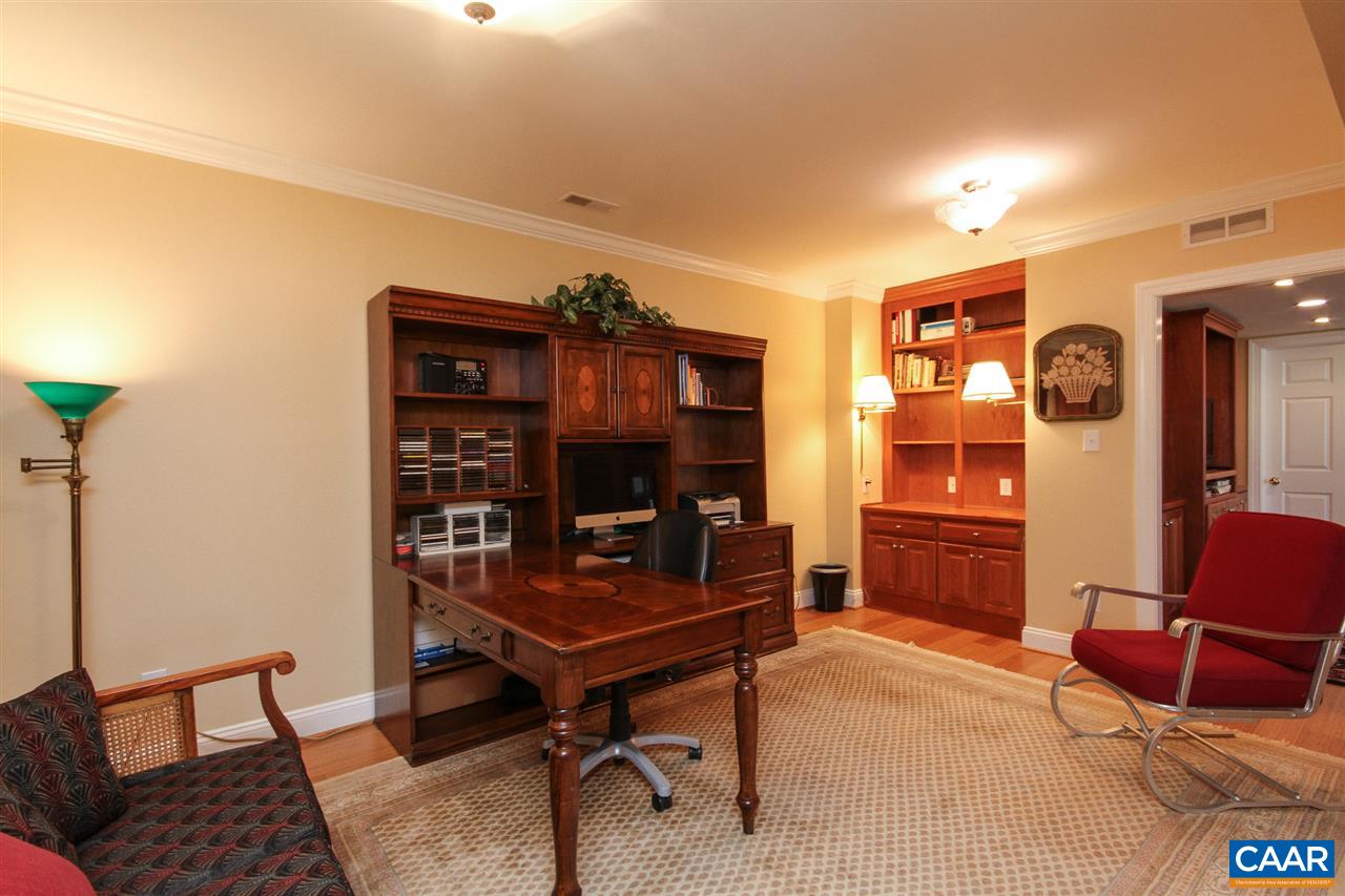 52 Oak Grove Road Palmyra, VA 22963 - Photo 31 of 46 a living room with furniture a rug and a table