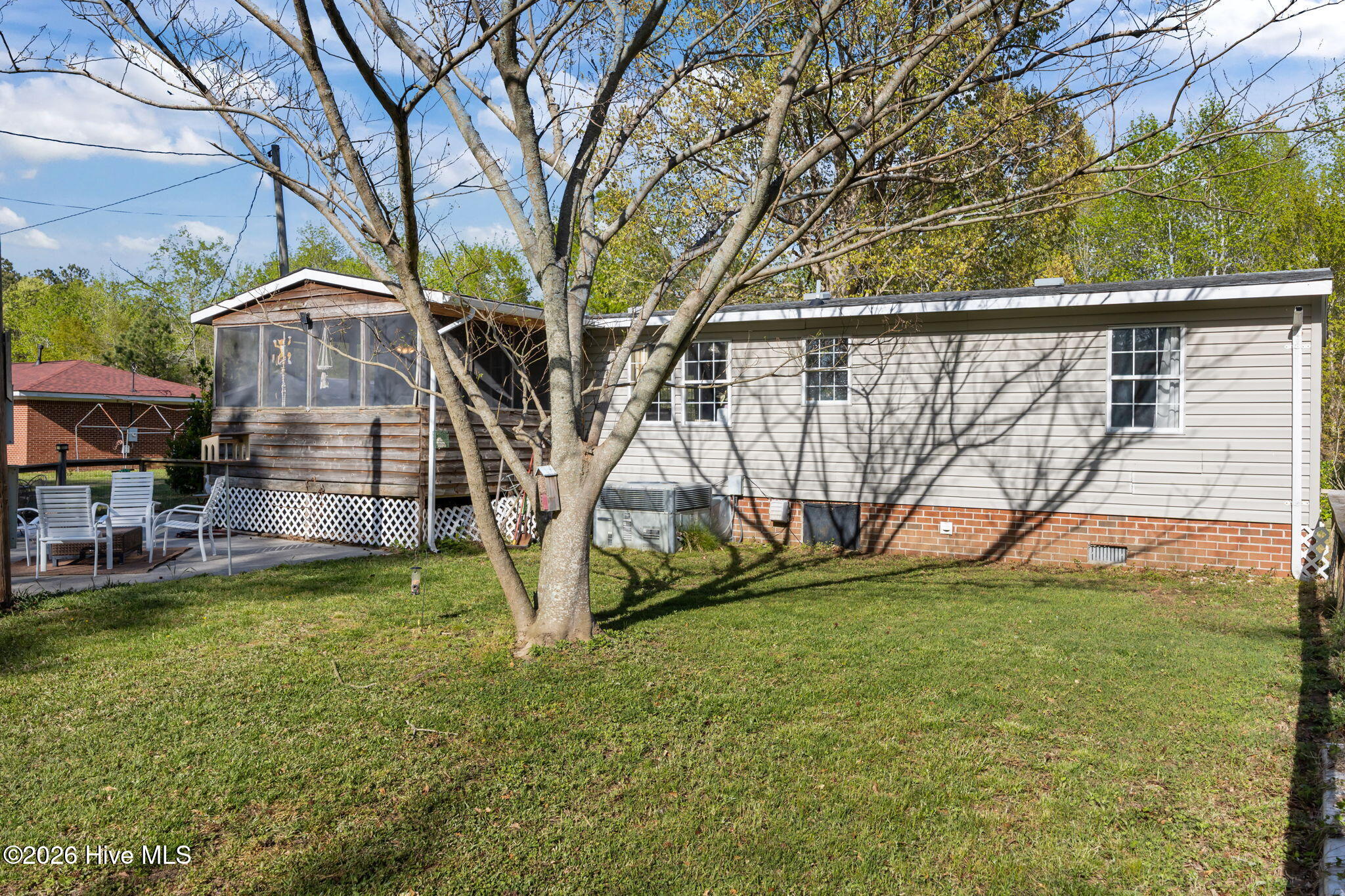 2298 Tulls Creek Road Moyock, NC 27958 - Photo 32 of 38 17-web-or-mls-ext-8