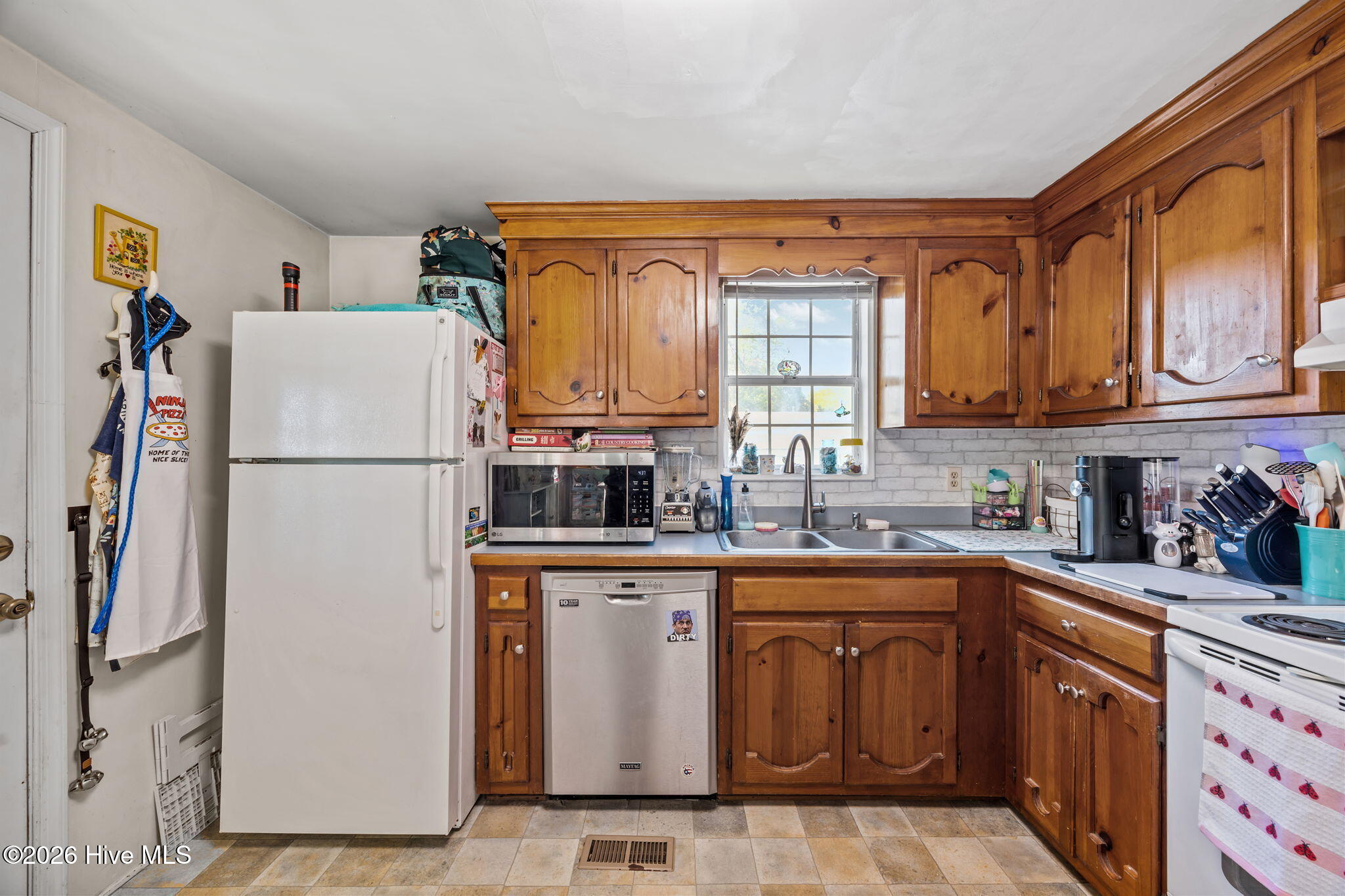 2298 Tulls Creek Road Moyock, NC 27958 - Photo 6 of 38 31-web-or-mls-hds-27