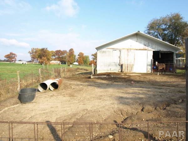 7327 Sparrow Road Hopedale, IL 61747 - Photo 23 of 30