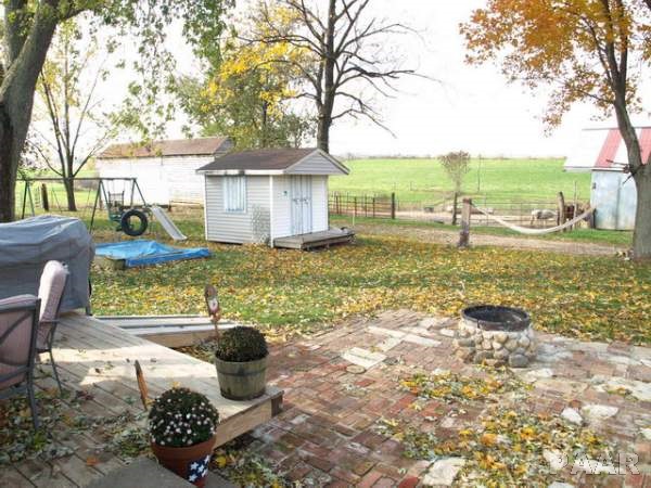 7327 Sparrow Road Hopedale, IL 61747 - Photo 26 of 30