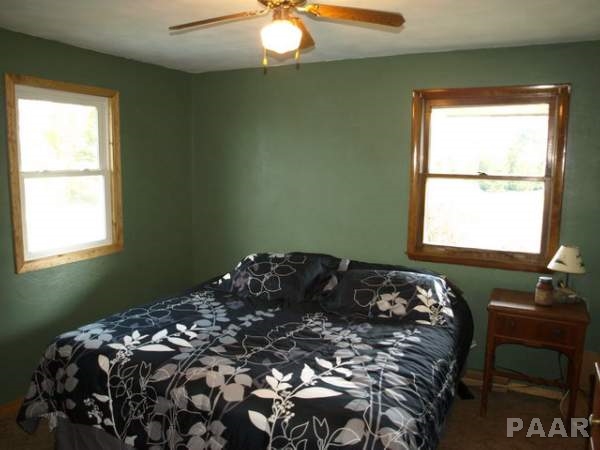 7327 Sparrow Road Hopedale, IL 61747 - Photo 6 of 30