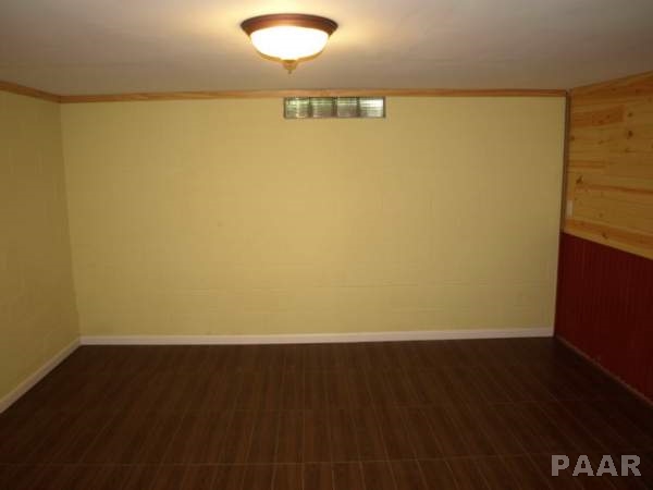 7327 Sparrow Road Hopedale, IL 61747 - Photo 10 of 30