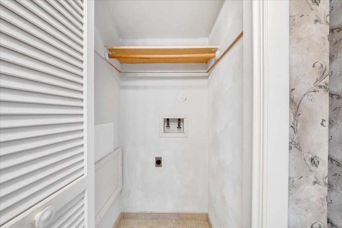 6878 Mt Chestnut Road Roanoke, VA 24018 - Photo 23 of 50