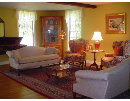 85 Townsend Farm Road Boxford, MA 01921 - Photo 4 of 29