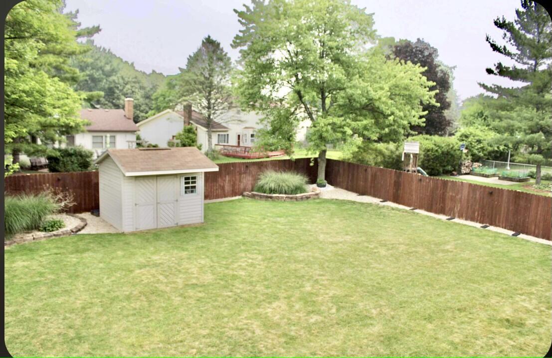 2066 Nobleshire Road Columbus, OH 43229 - Photo 37 of 40 IMG_0550