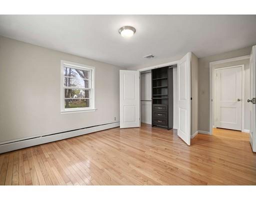 51 Coolidge Road Walpole, MA 02081 - Photo 8 of 20 Gallery Image 8