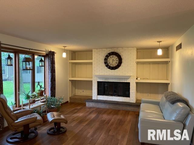 33 Indian Trail Road Macomb, IL 61455 - Photo 7 of 40 Gallery Image 7