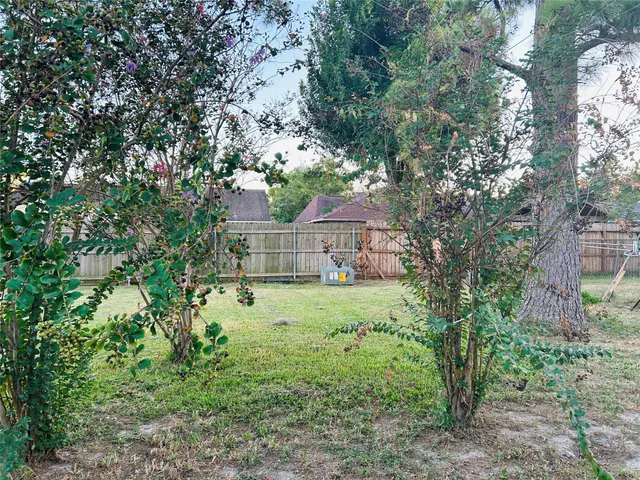 $1,650 | 7619 Vernwood Street, Houston, TX 77040