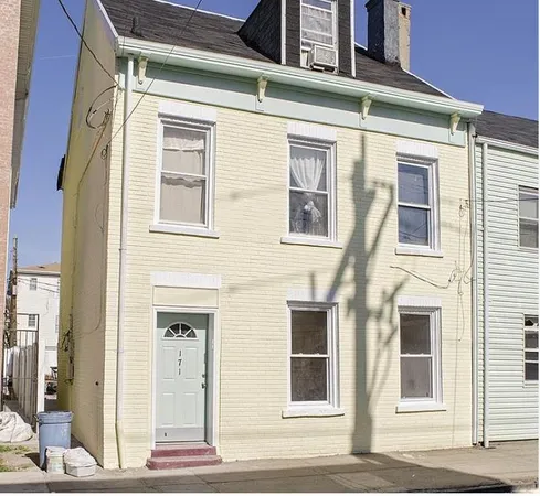 $2,700 | 171 New York Avenue, Unit 2, Jersey City, NJ 07307