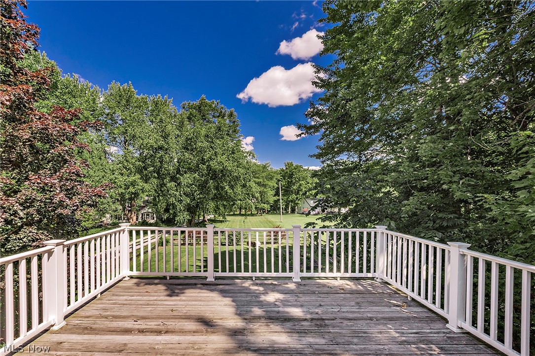 15879 Hemlock Road Chagrin Falls, OH 44022 - Photo 27 of 47