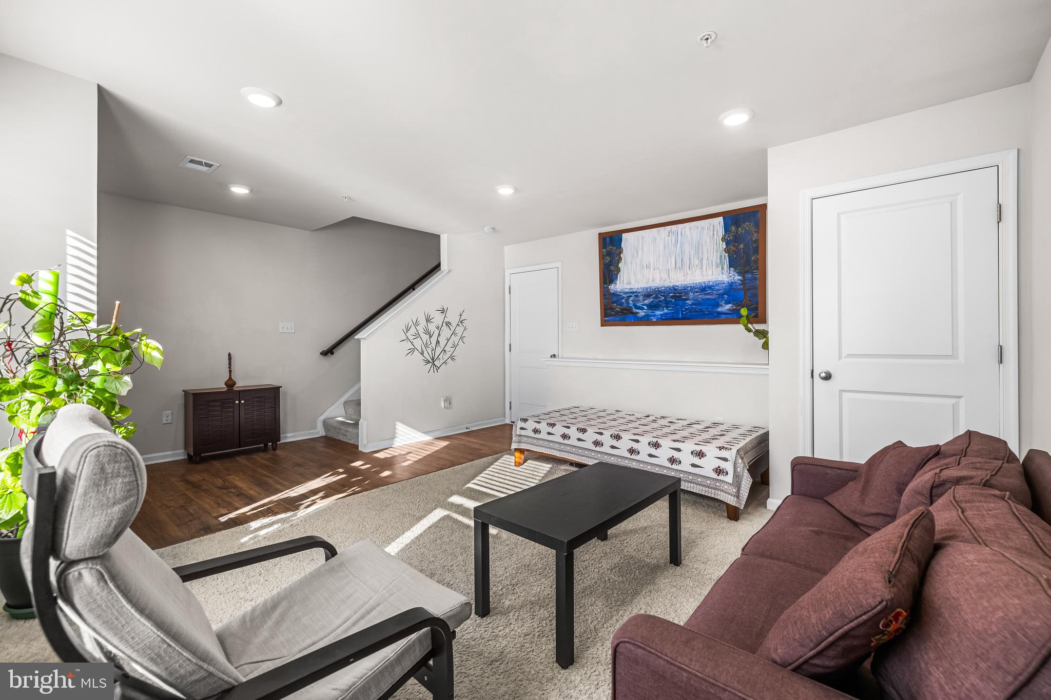 4324 Roland Heights Avenue Baltimore, MD 21211 - Photo 6 of 38