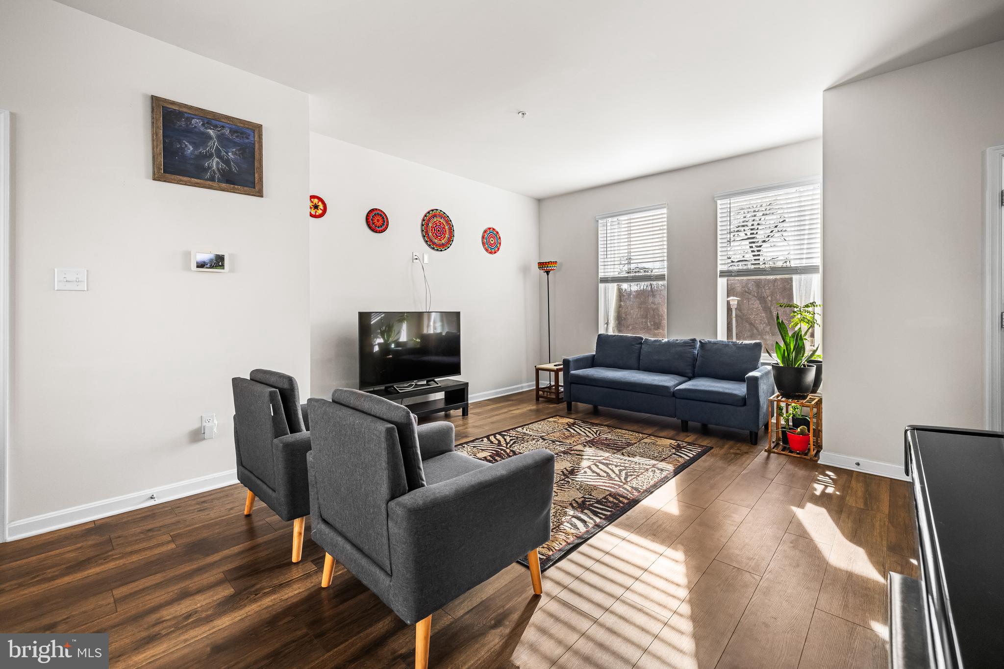 4324 Roland Heights Avenue Baltimore, MD 21211 - Photo 7 of 38