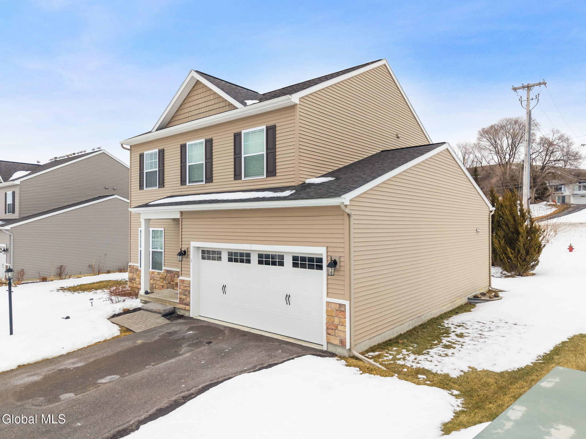 1 Cove Road Colonie, NY 12047 - Photo 3 of 41 3-1CoveRd_03