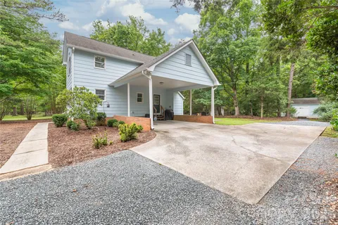 $415,000 | 7012 Knotty Pine Road, Waxhaw, NC 28173