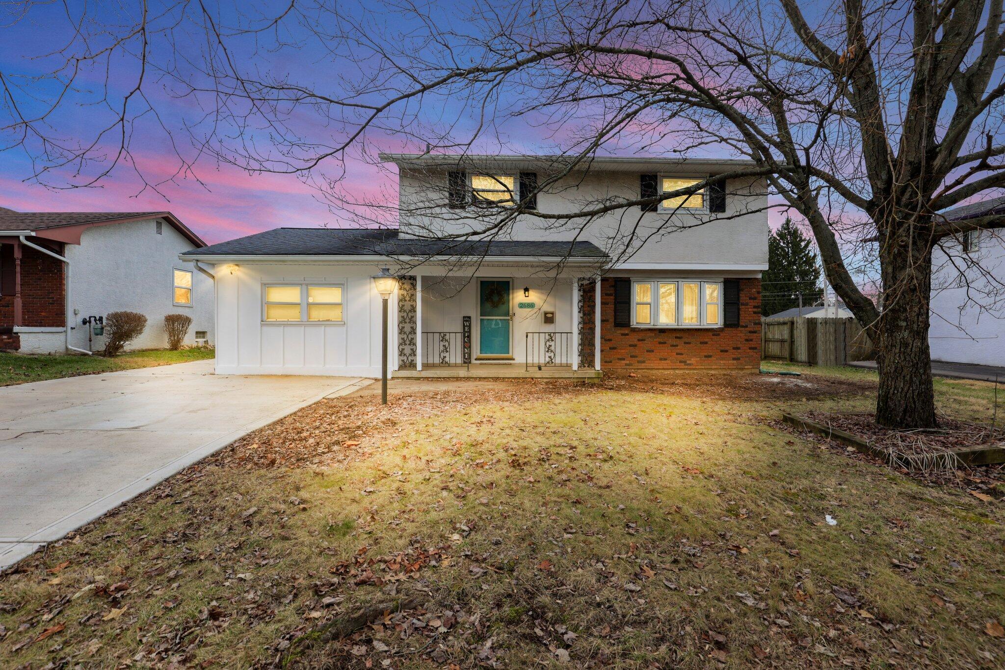 2686 Brownfield Road Columbus, OH 43232 - Photo 37 of 37 Twilight View