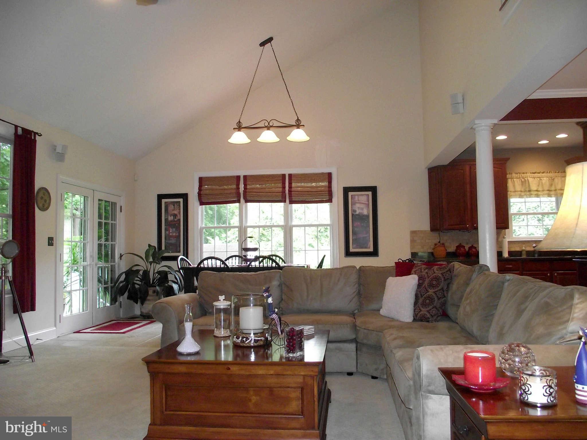 2003 Goose Neck Road Pasadena, MD 21122 - Photo 2 of 30 Living Room
