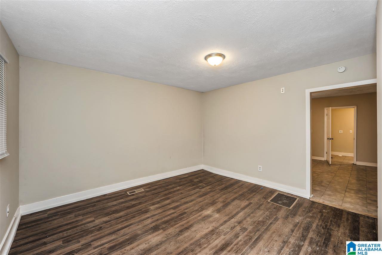 1004 E Street Jasper, AL 35501 - Photo 3 of 8