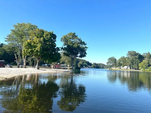 $499,000 | 38 East Shawnee Trail, Wharton, NJ 07885