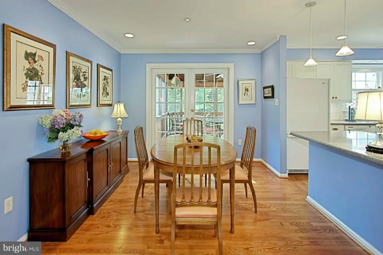 5601 Mt Burnside Way Burke, VA 22015 - Photo 25 of 30 Dining Room