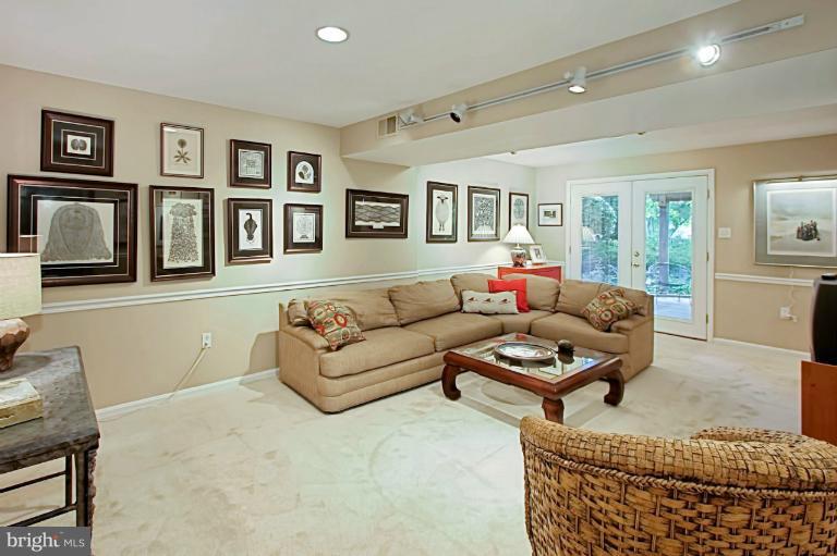 5601 Mt Burnside Way Burke, VA 22015 - Photo 28 of 30 Interior (General)