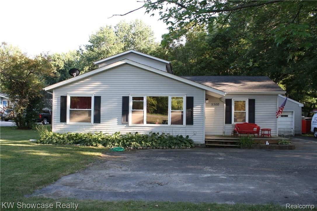5300 7 Mile Road South Lyon, MI 48178 - Photo 2 of 33 02.JPG