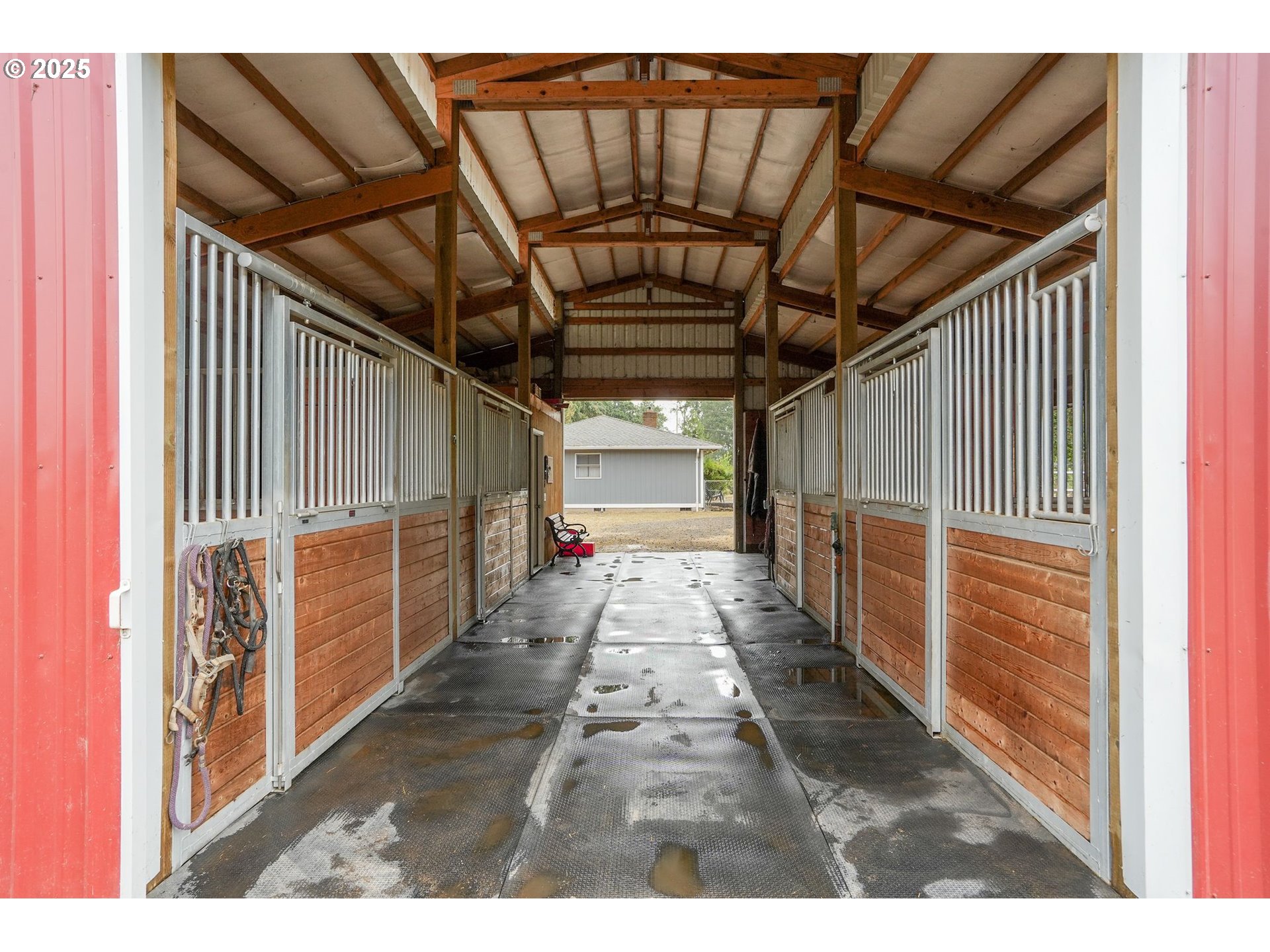1780 Clover Ridge Road Northeast Albany, OR 97322 - Photo 37 of 45 a view of entryway