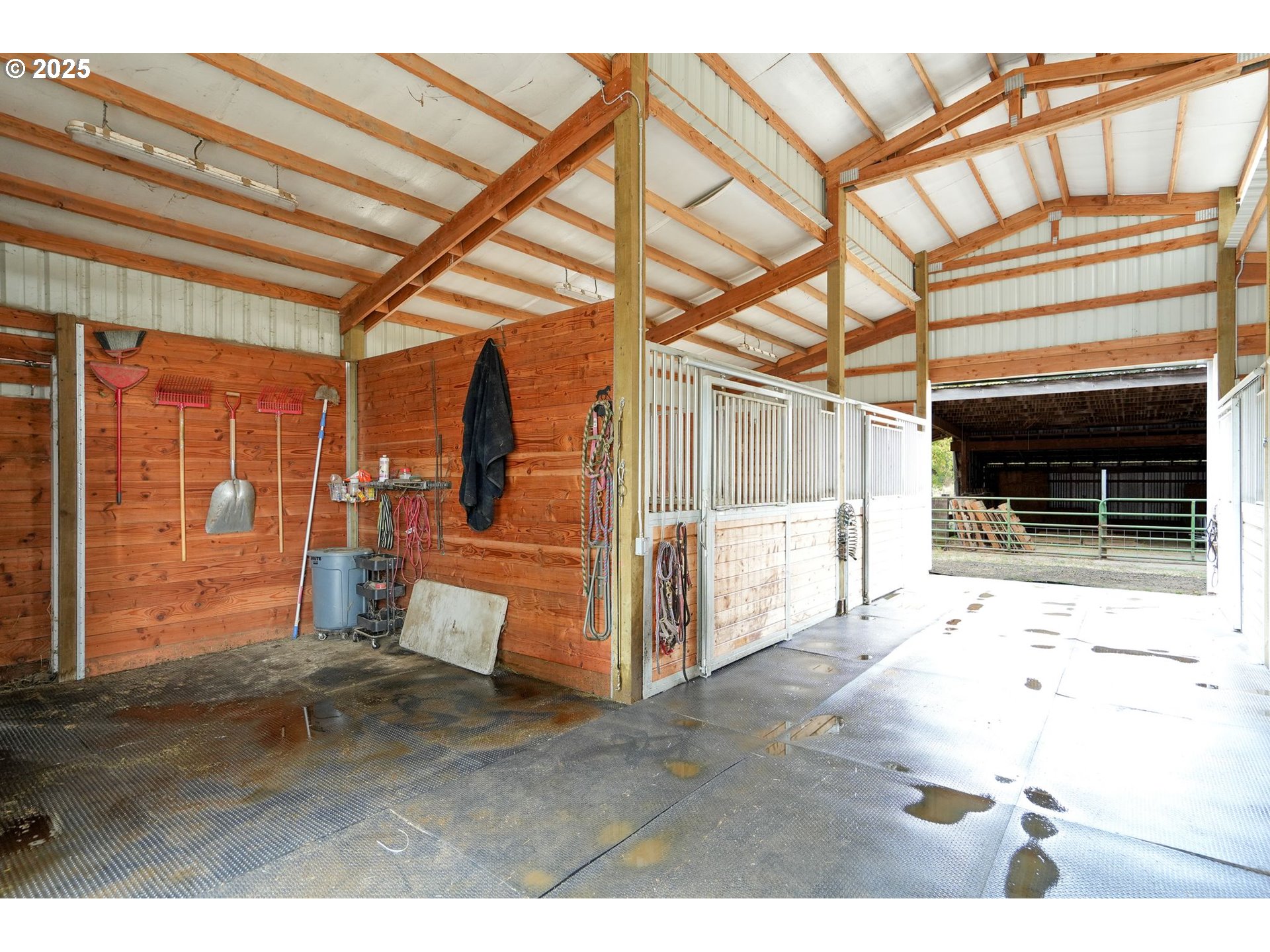 1780 Clover Ridge Road Northeast Albany, OR 97322 - Photo 38 of 45 a view of a house with a outdoor space