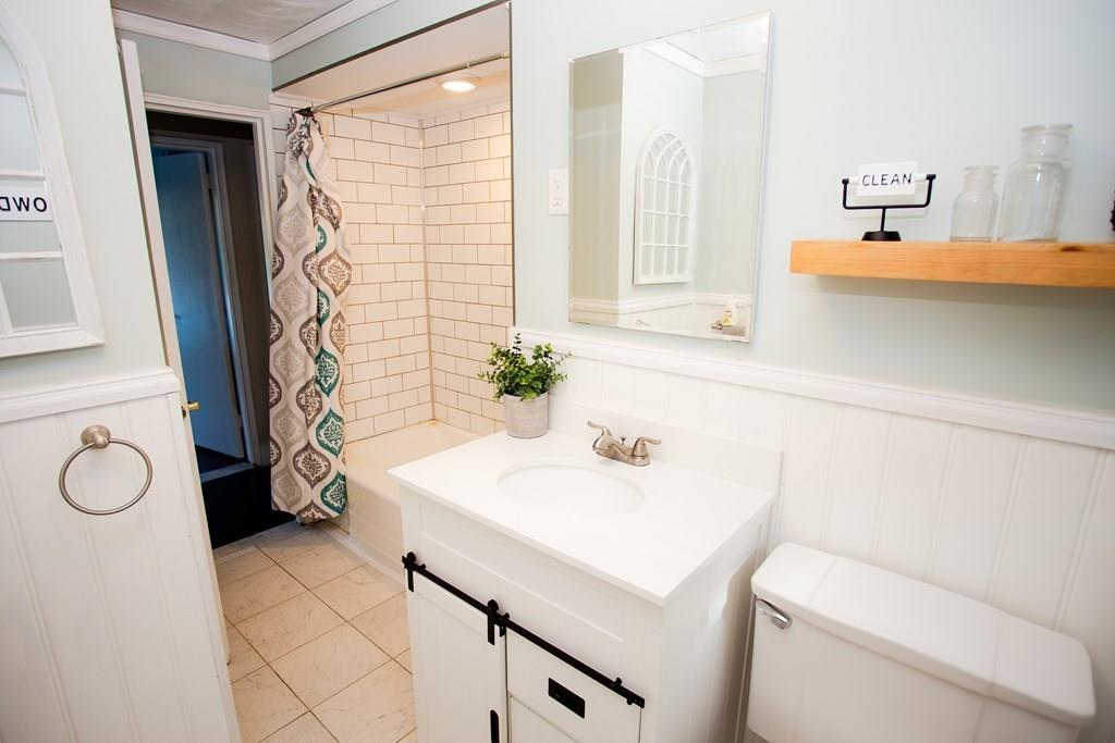 8 Ballydrain Road Framingham, MA 01701 - Photo 14 of 25