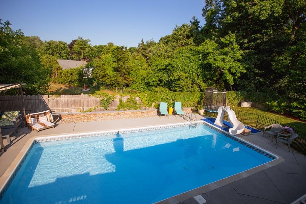 8 Ballydrain Road Framingham, MA 01701 - Photo 22 of 25