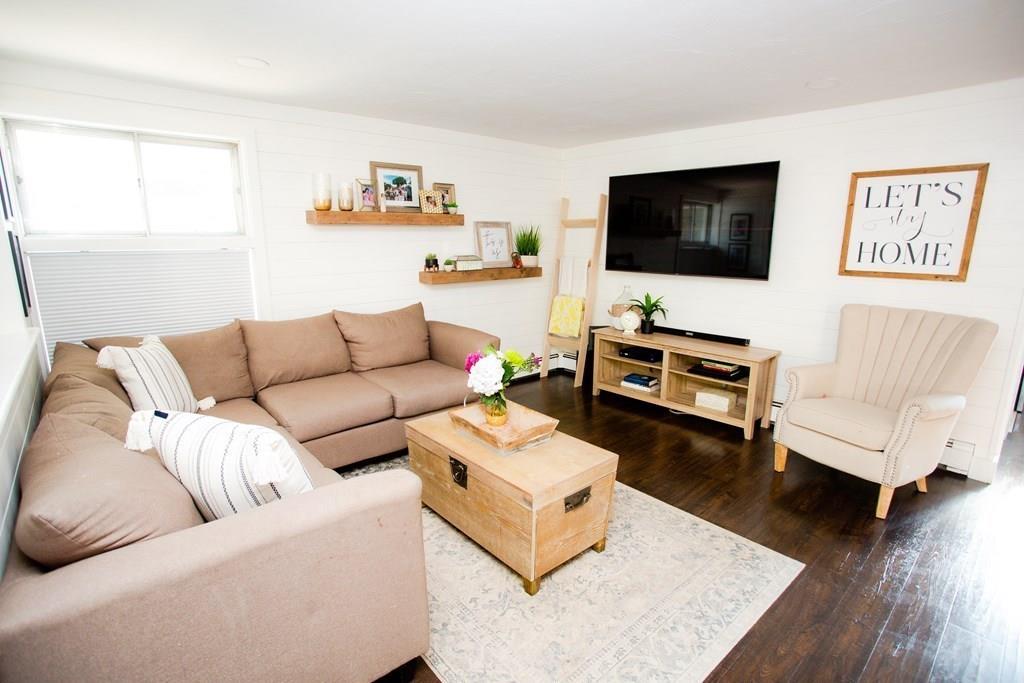 8 Ballydrain Road Framingham, MA 01701 - Photo 10 of 25