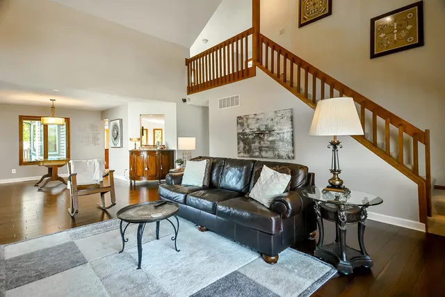 $384,900 | 6517 Smallridge Road, Rockford, IL 61108