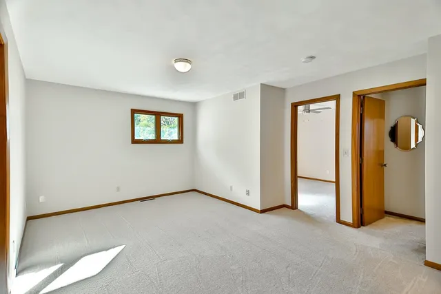 $384,900 | 6517 Smallridge Road, Rockford, IL 61108