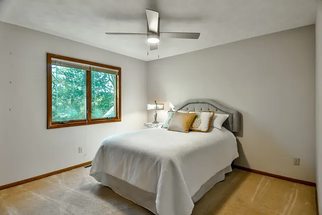 $384,900 | 6517 Smallridge Road, Rockford, IL 61108