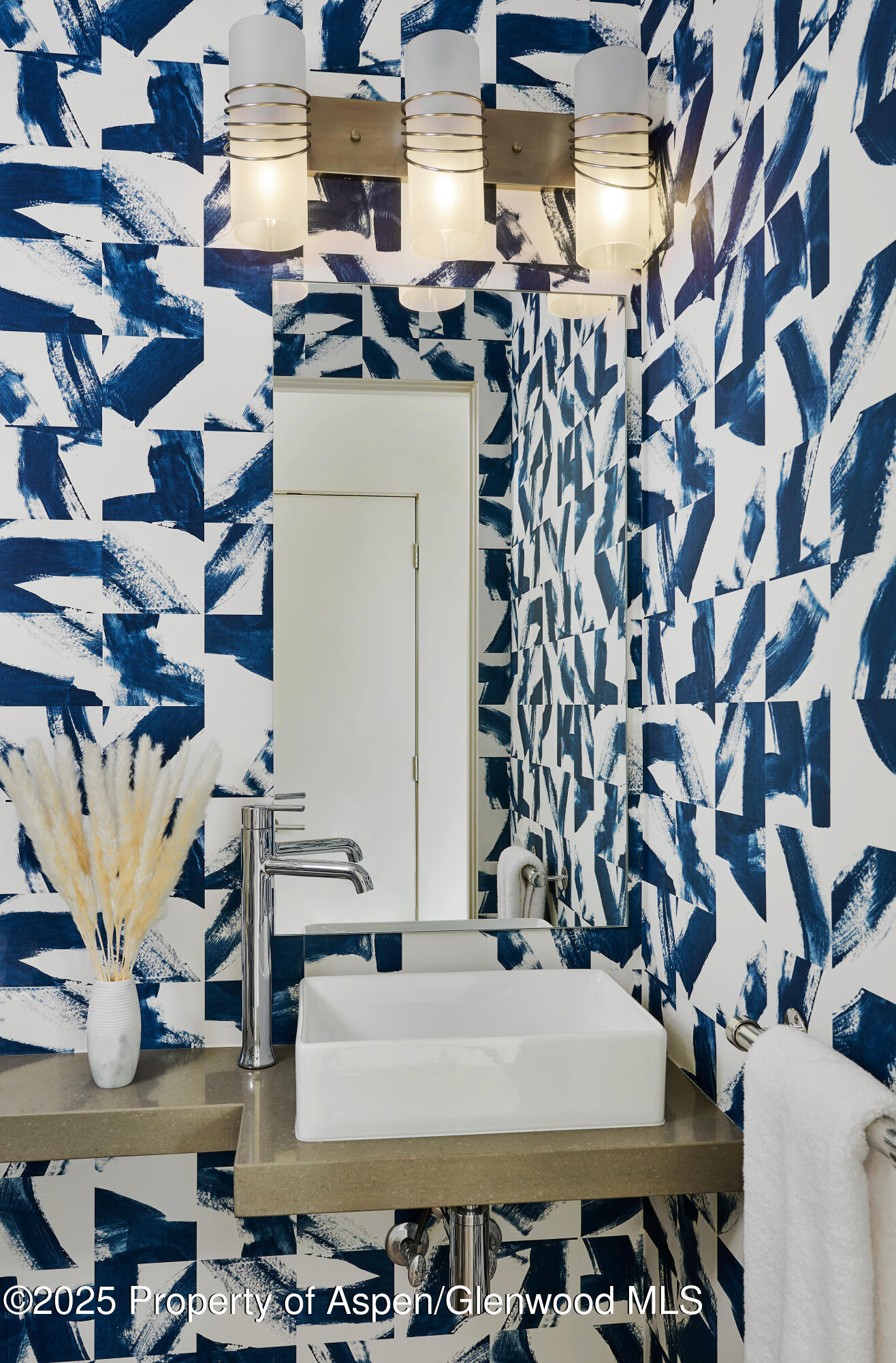 129 Valley Court Basalt, CO 81621 - Photo 13 of 26 Cathers_ValleyCt_08