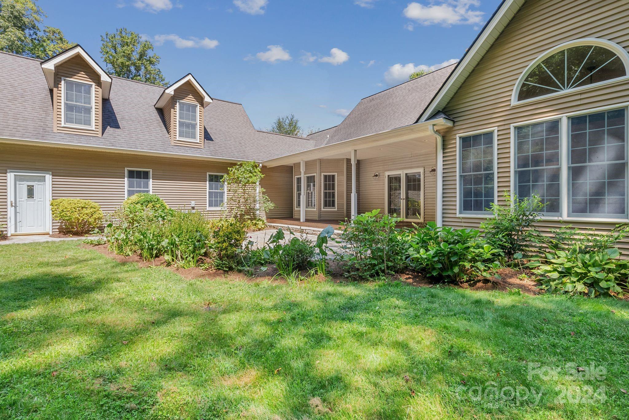 210 Parker Road Asheville, NC 28805 - Photo 29 of 31