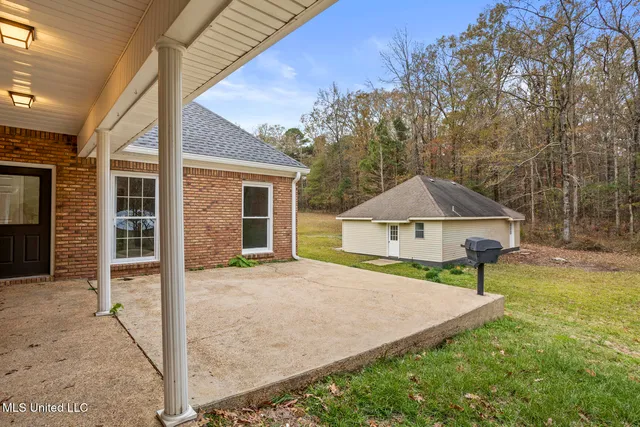 $358,000 | 2239 Almar Road, Florence, MS 39073