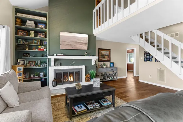 $289,900 | 814 Signal Ridge Place, Rockwall, TX 75032