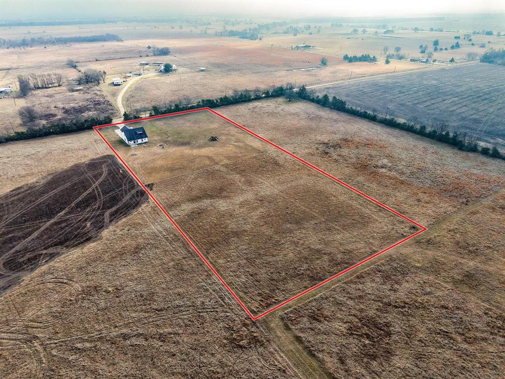 3632 County Road Blossom, TX 75416 - Photo 35 of 36 an aerial view of a beach
