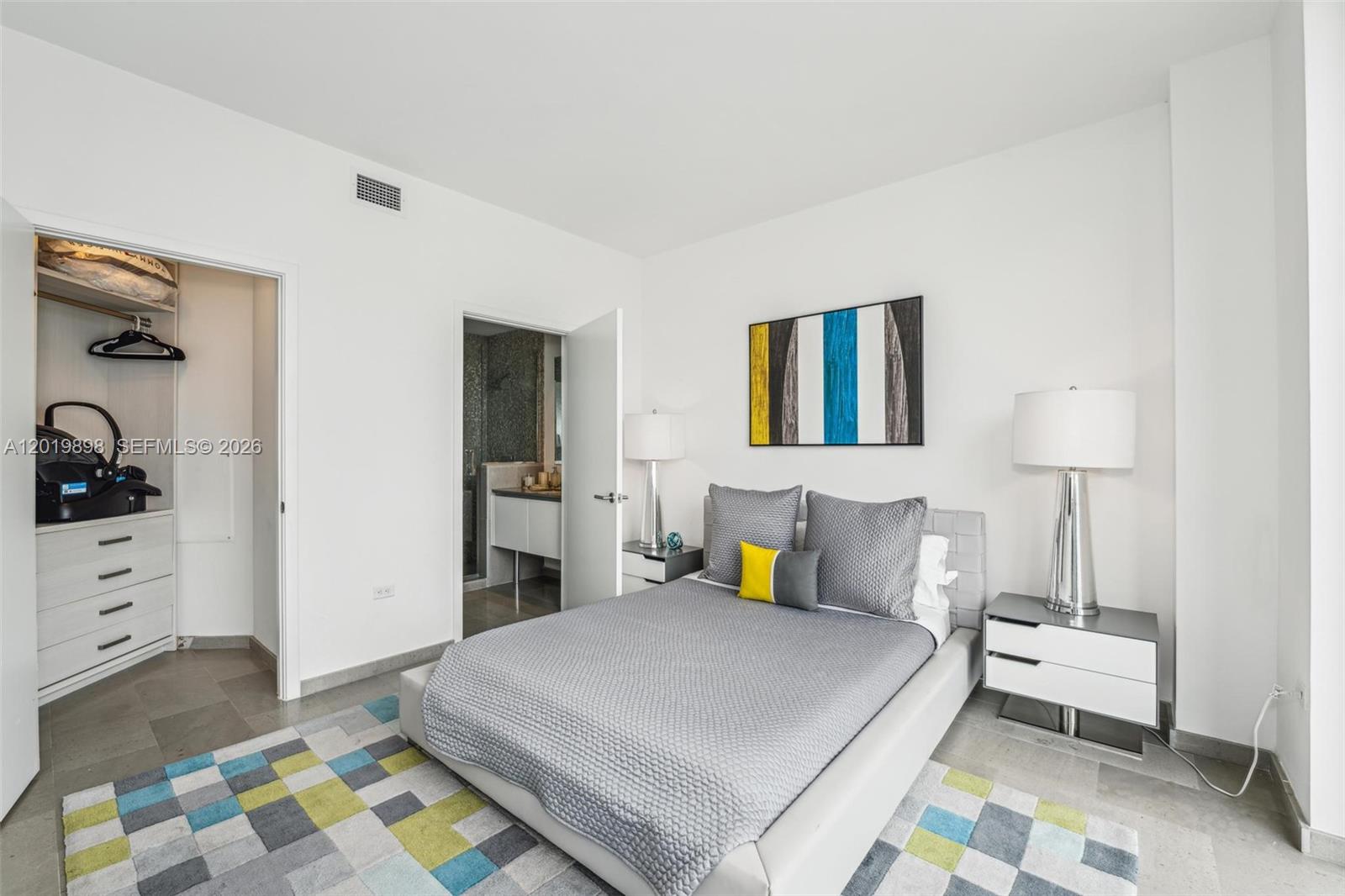 88 Southwest 7th Street, Unit 2111 Miami, FL 33130 - Photo 23 of 30