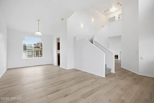 $435,000 | 1204 West Home Avenue, Selah, WA 98942