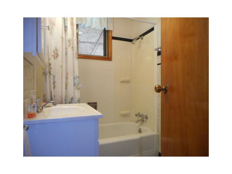 3331 State Rte 2011 Beallsville, PA 15360 - Photo 13 of 17 Full Bath.